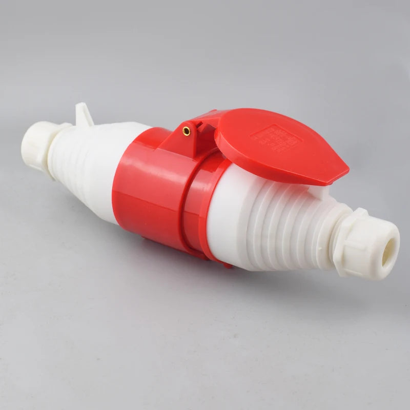 Conector Industrial IP44 Impermeable – Enchufe de Pared para Conexión Eléctrica 16A/32A (3-5 Pines)